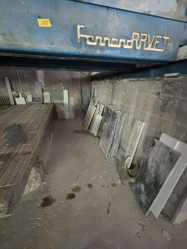 Commerce à MONTREUIL