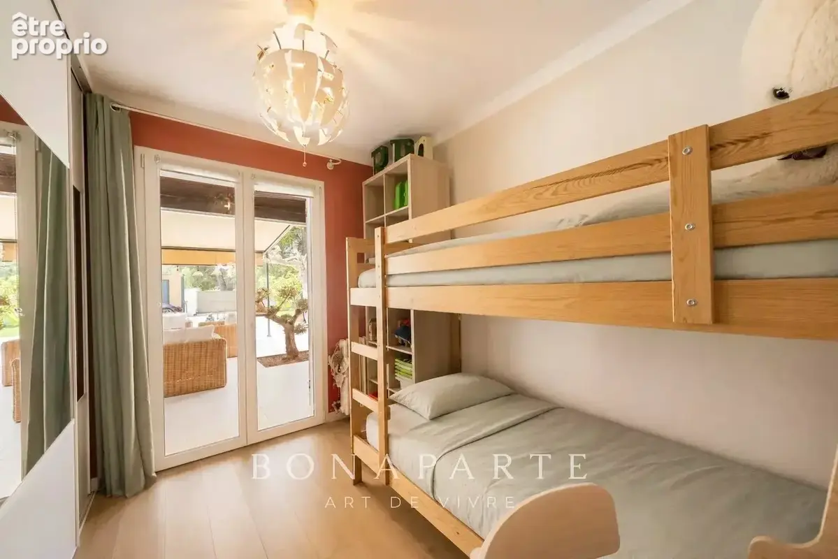 Ventabren – villa contemporaine de plain-pied avec piscine chauffée et jacuzzi - photo 10