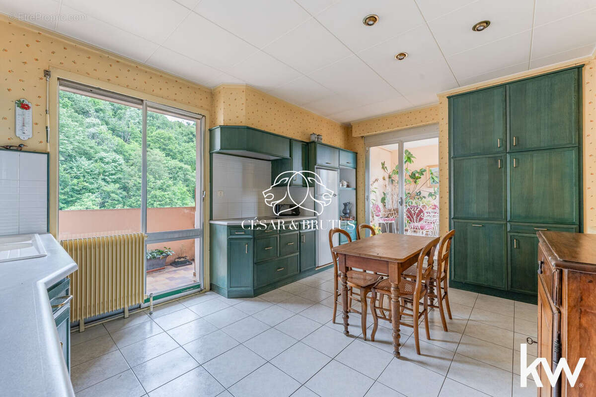 Appartement à CALUIRE-ET-CUIRE