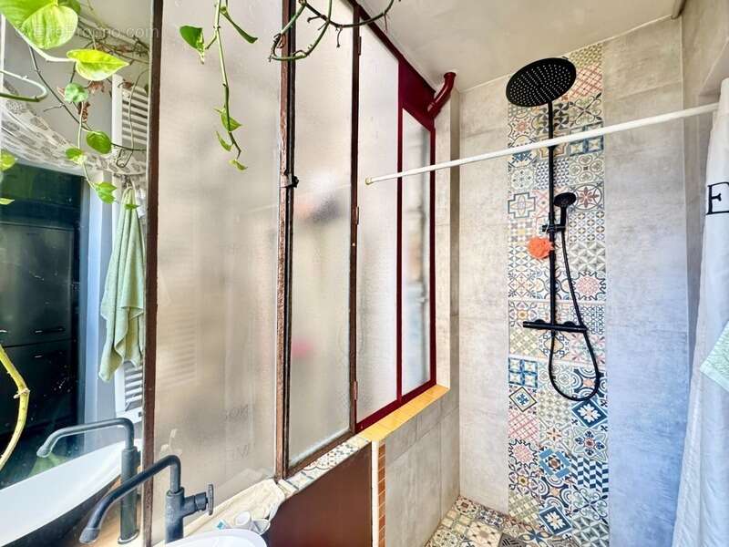 Appartement à AUBERVILLIERS