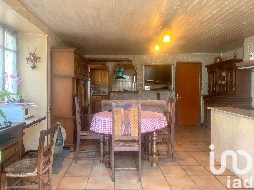 Maison 85 m² à Saint-Martin-De-Lenne  - photo 6