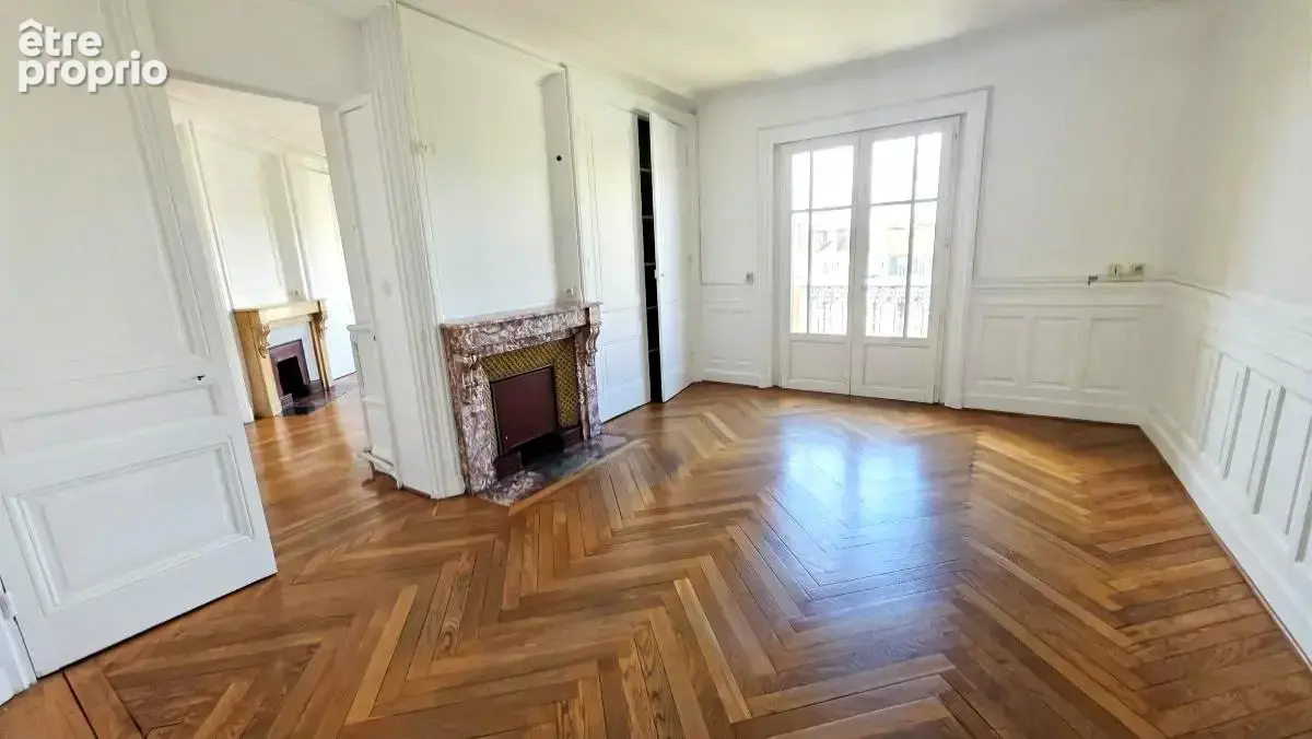 Appartement 75 m² à Lyon-6e  - photo 2