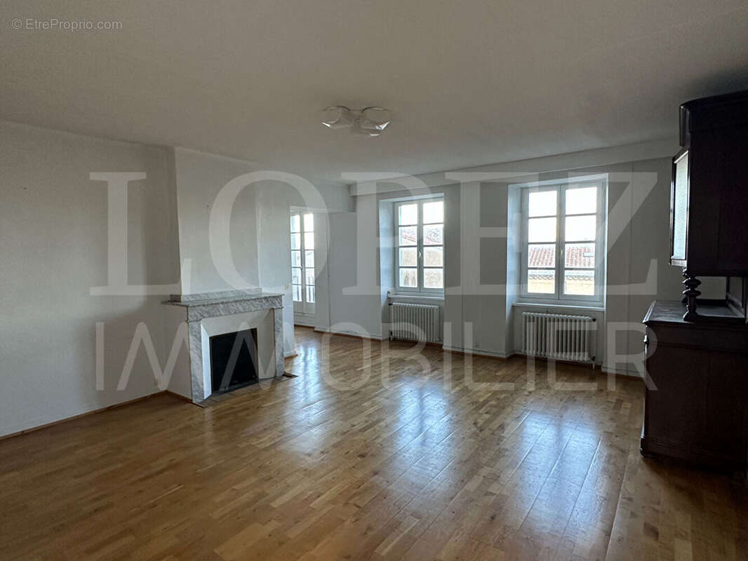 Maison à AIGUEFONDE