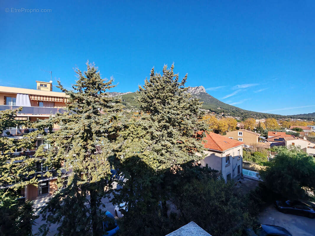 Appartement à LA VALETTE-DU-VAR