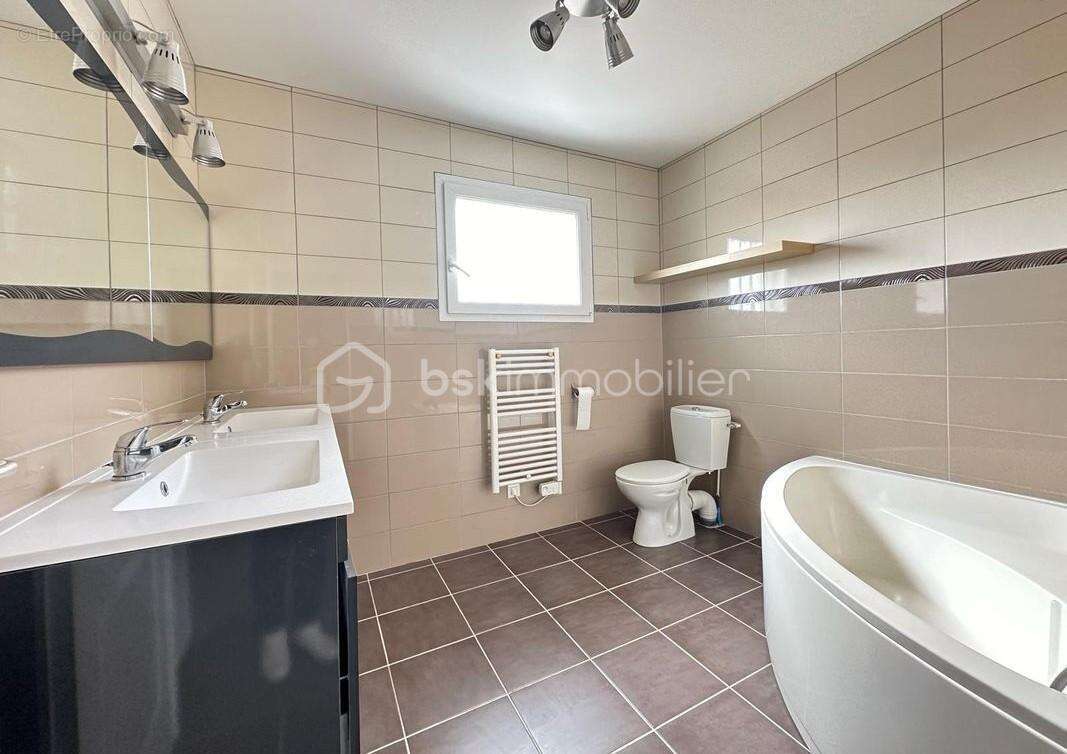 Maison à LORIOL-SUR-DROME