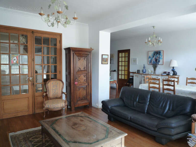 Maison à MONT-SAINT-PERE