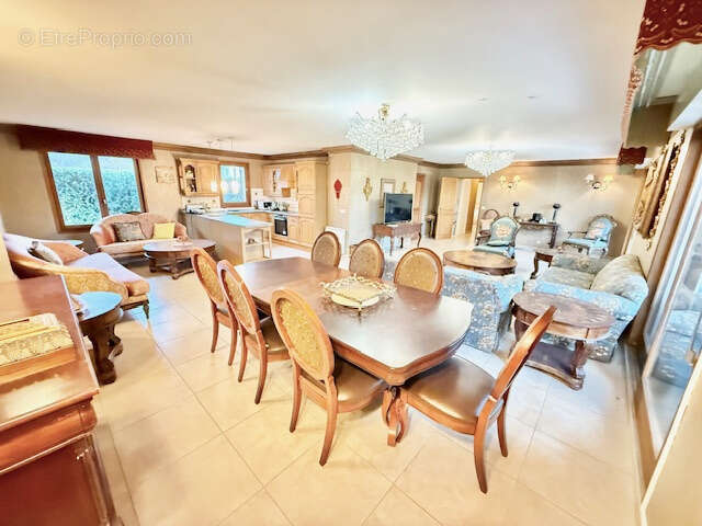 Appartement à DIVONNE-LES-BAINS