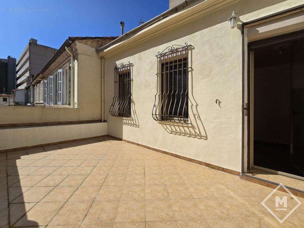 Maison à MARSEILLE-5E