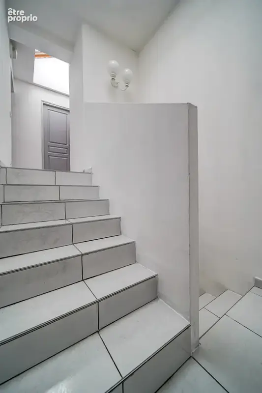 Maison type F7 avec jardin et dépendance. - photo 16