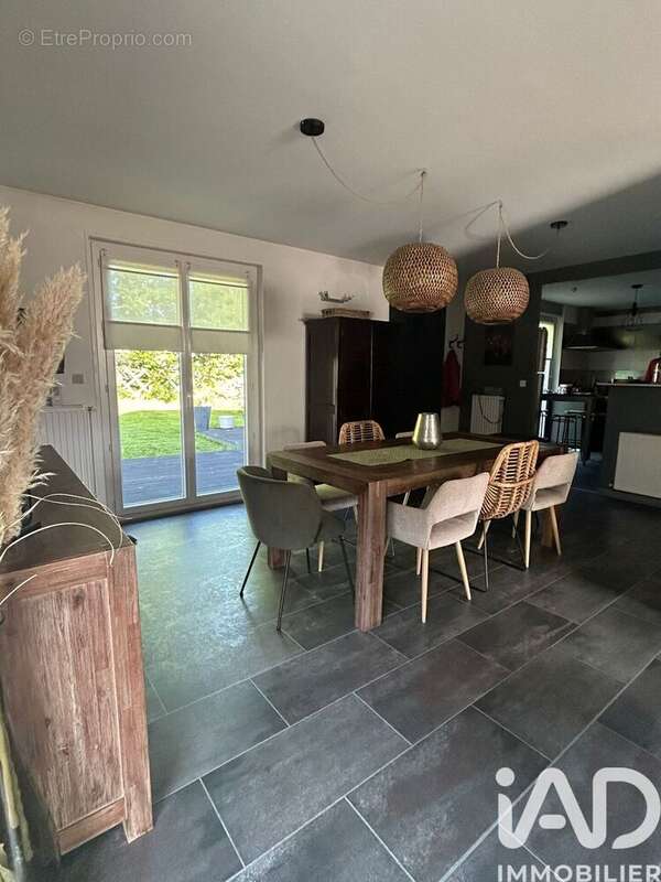 Photo 4 - Maison à SAINT-CHAMOND