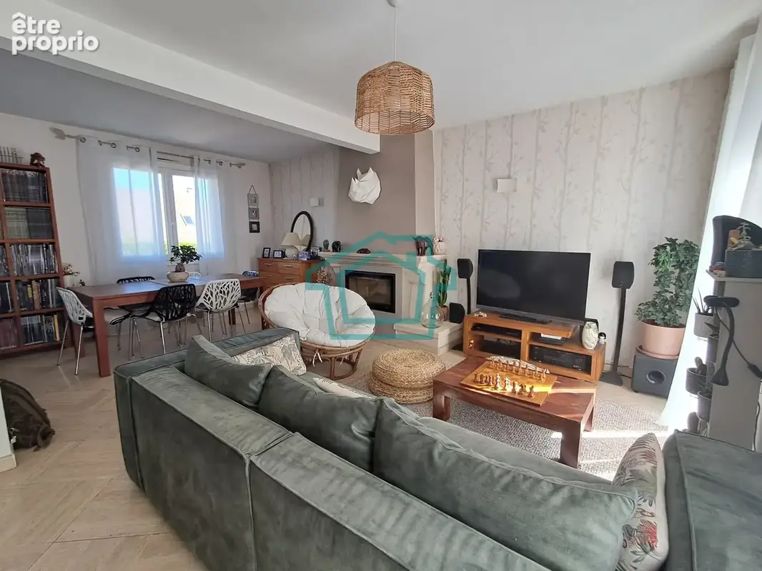 Maison familiale de 130 m2, 4 chambres et sous-sol total - photo 4