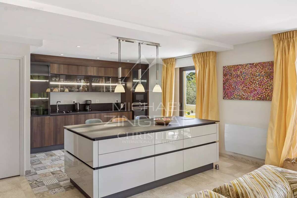 Appartement dans une résidence sécurisée - photo 3