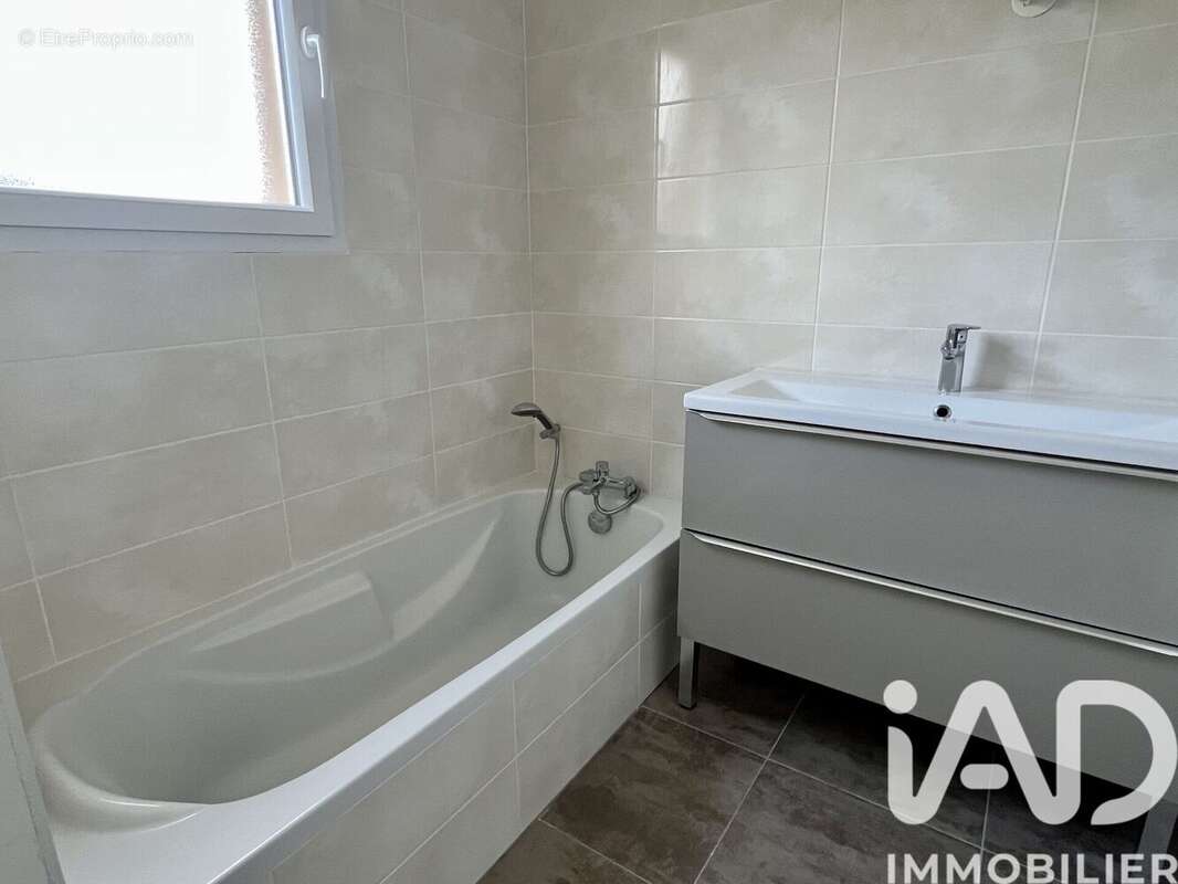 Photo 9 - Maison à BEAUTIRAN