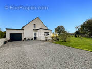 Maison à LE TREVOUX