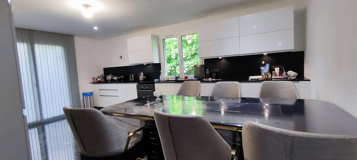 Maison à ALBERTVILLE