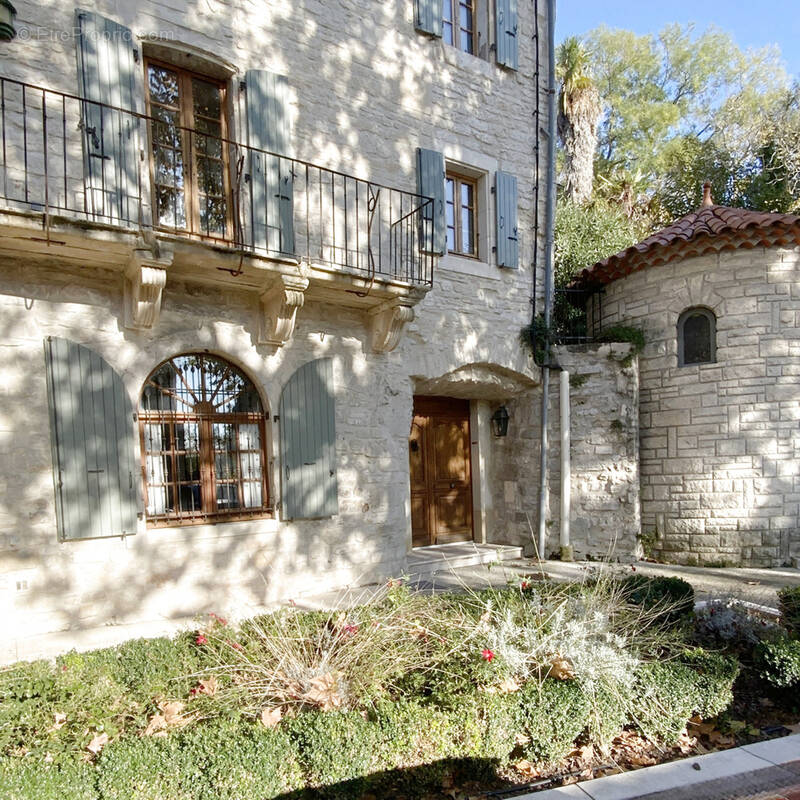 Maison à UZES