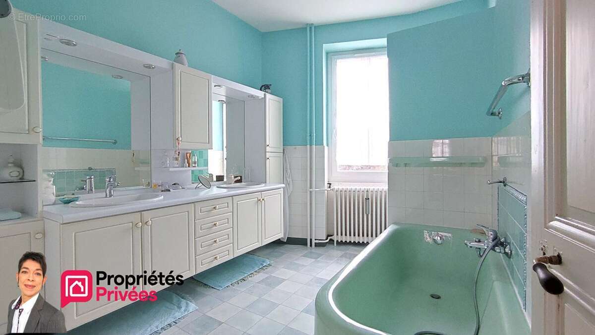 THIZY-LES-BOURGS (69240)  Demeure de caractère, 6 à 8 chambres, avec jardin et potentiel locatif - photo 14
