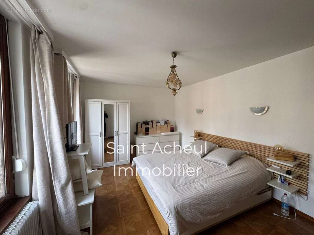 Quartier Saint Acheul / Maison avec Commerce et Cour - photo 6
