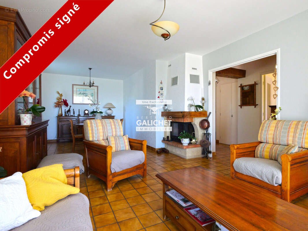 Maison à LA BATIE-NEUVE