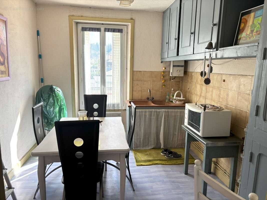 Appartement à BRIVE-LA-GAILLARDE