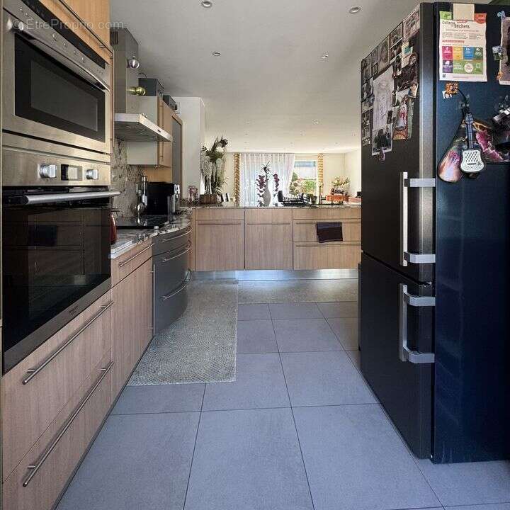 Maison à THIAIS