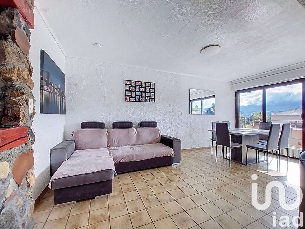 Photo 2 - Appartement à LA ROCHE-SUR-FORON