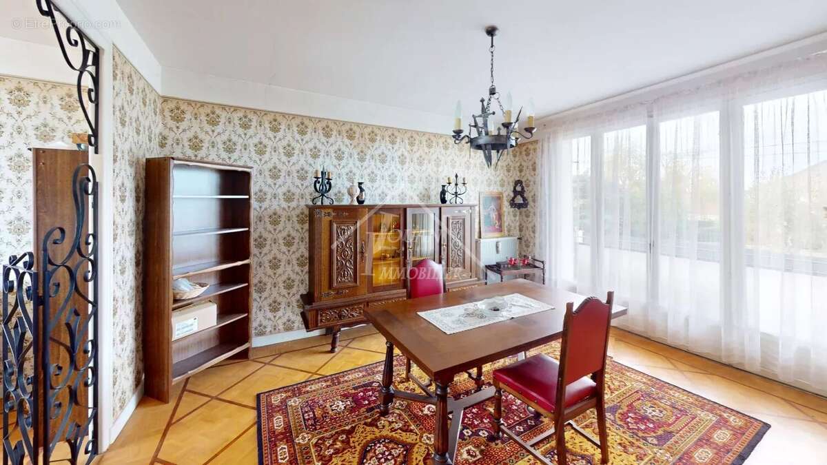 Maison à COMMENTRY