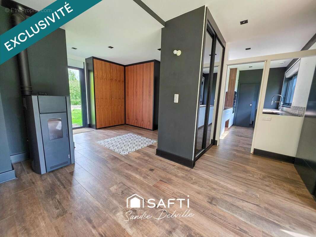 Photo 2 - Maison à QUINCY-VOISINS