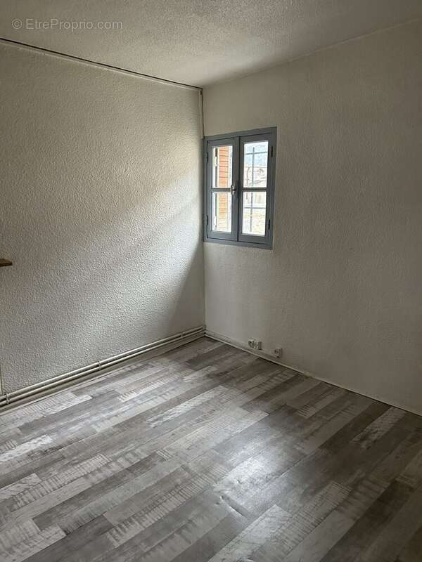 Appartement à PRIVAS