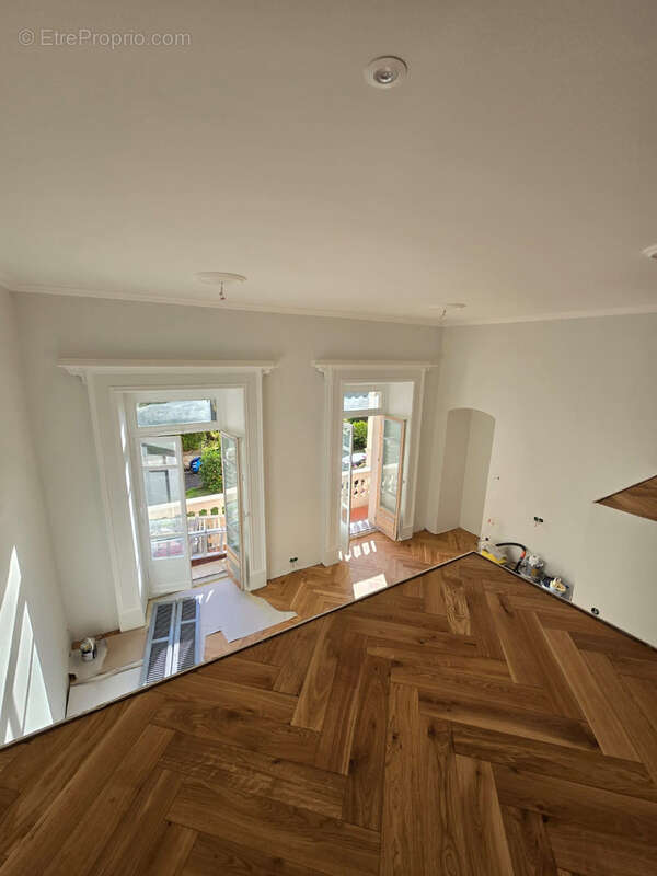 Appartement à MENTON