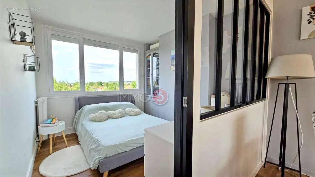 Appartement à LE RAINCY