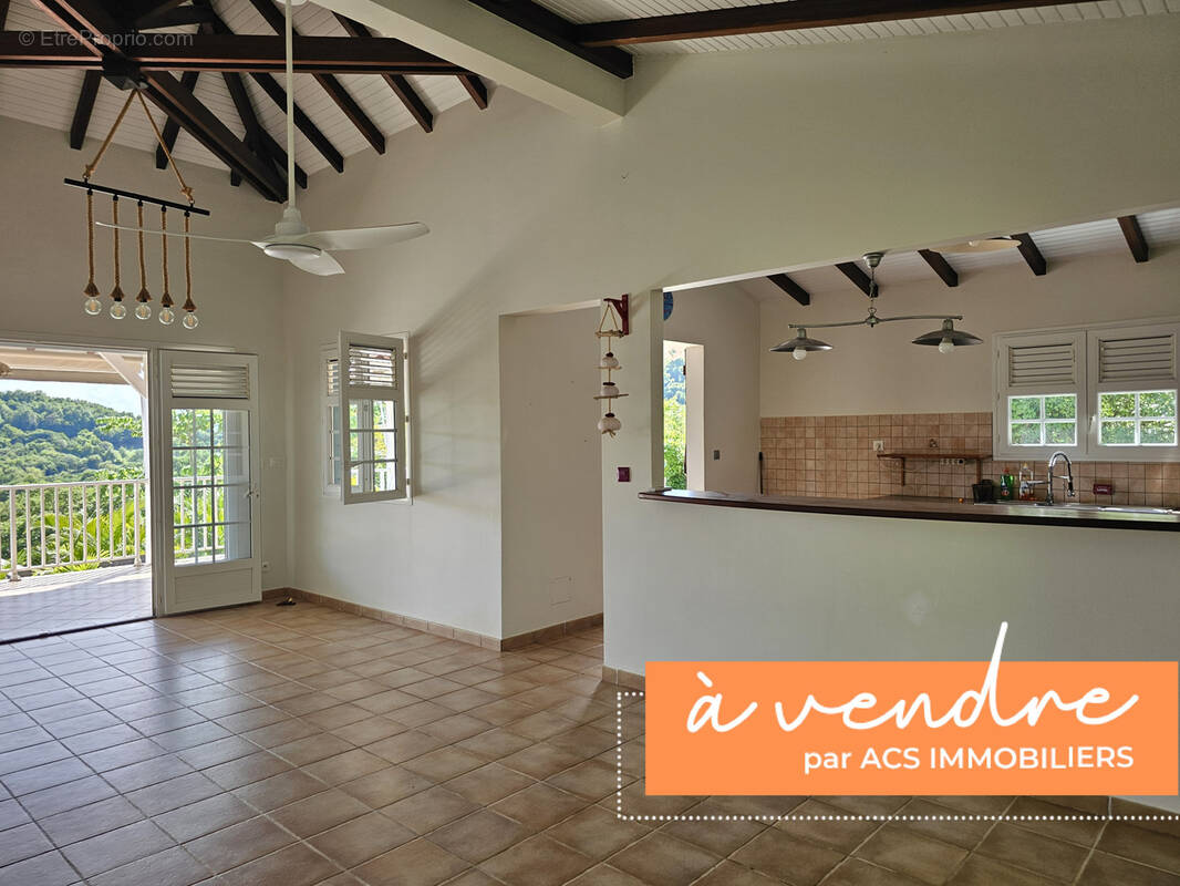 Maison à LES TROIS-ILETS