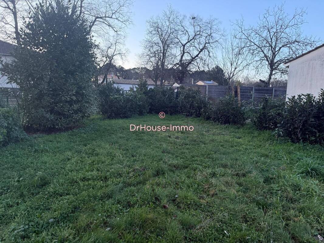 Terrain à SAINT-MEDARD-EN-JALLES