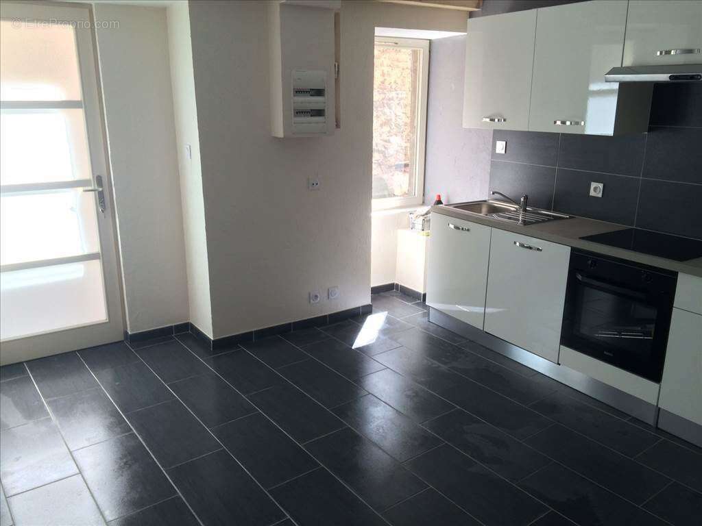 Cuisine - Maison à SAINT-NAZAIRE-EN-ROYANS