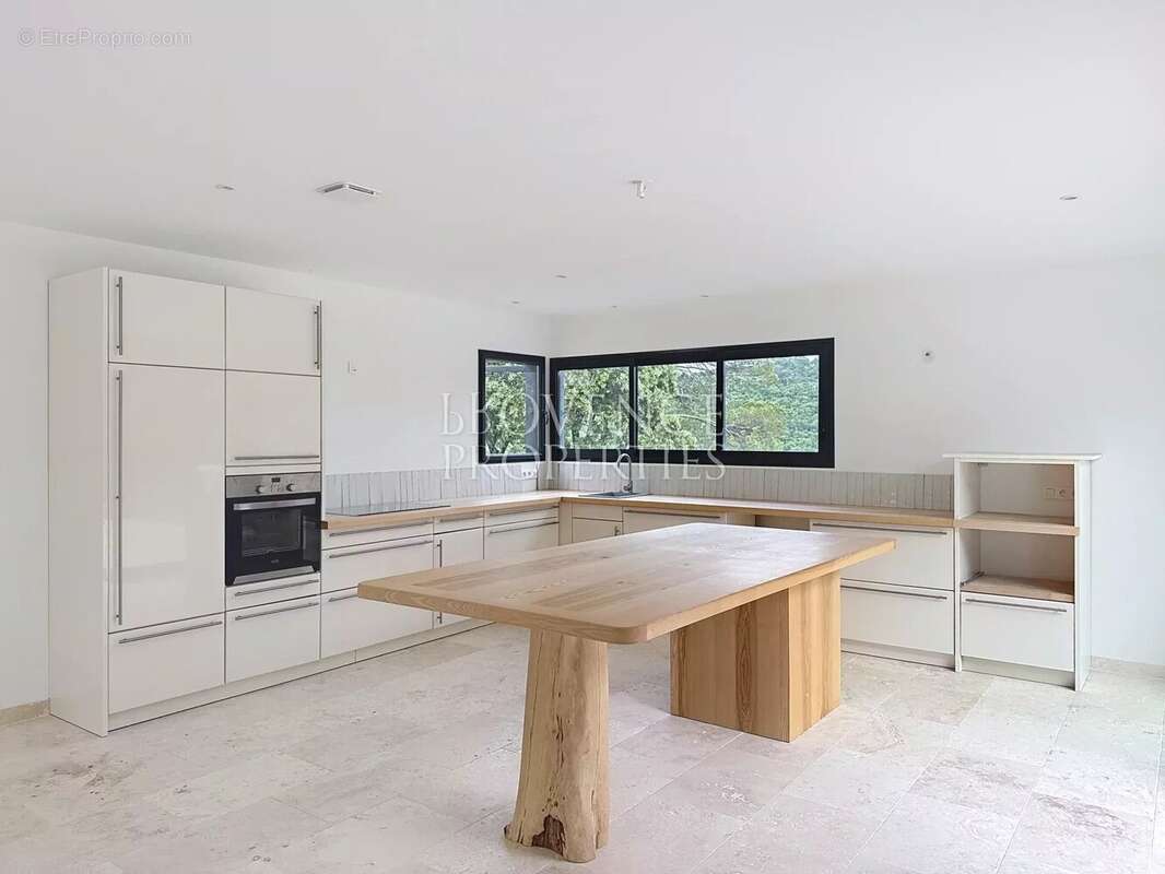 Maison à CHATEAUVERT