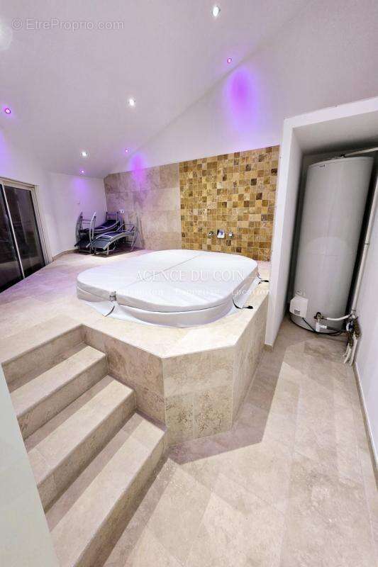 Maison à DRAGUIGNAN