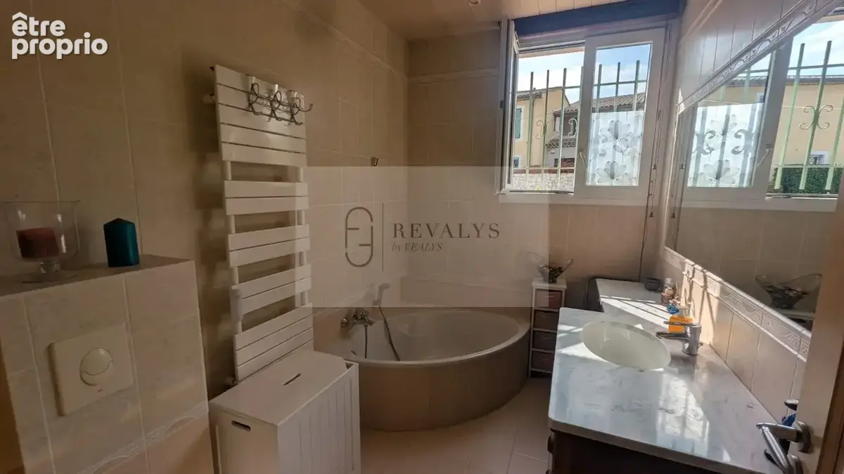 Alpes maritimes (06) saint-laurent-du-var a vendre haut de maison + jardin + piscine - photo 8