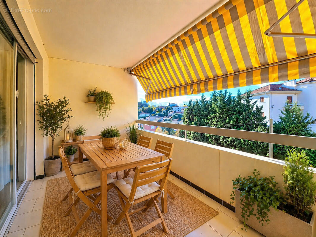 Appartement à VENCE