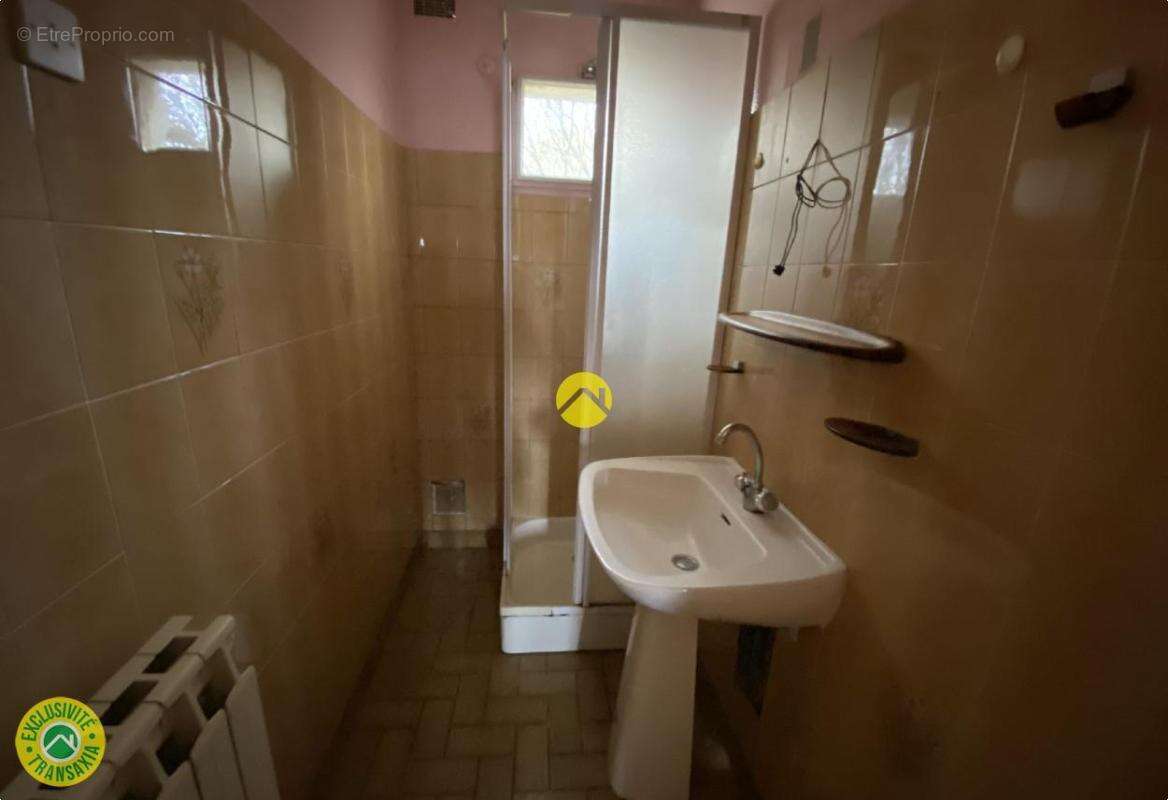 Maison à JOUET-SUR-L'AUBOIS