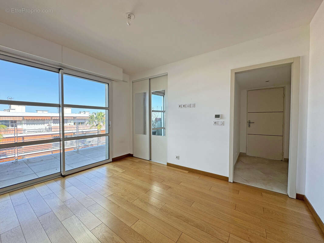 Appartement à CAGNES-SUR-MER