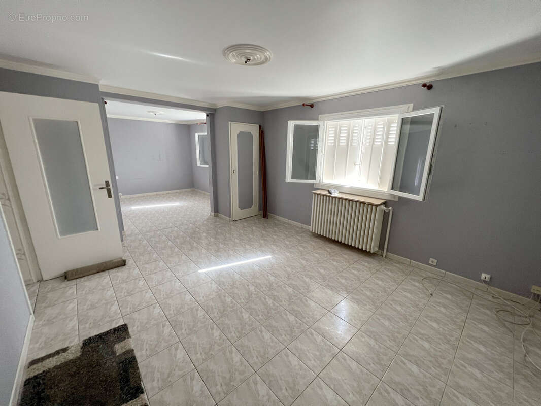 Maison à CHATELLERAULT