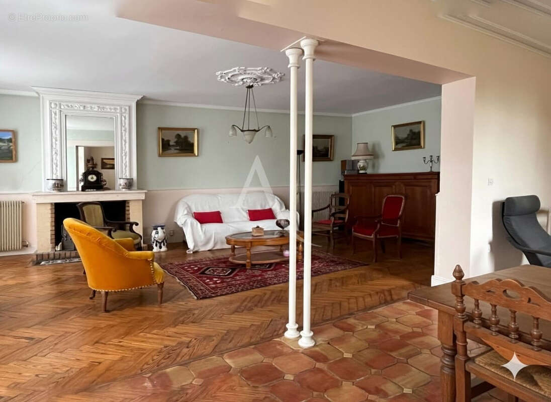Maison à BLAYE