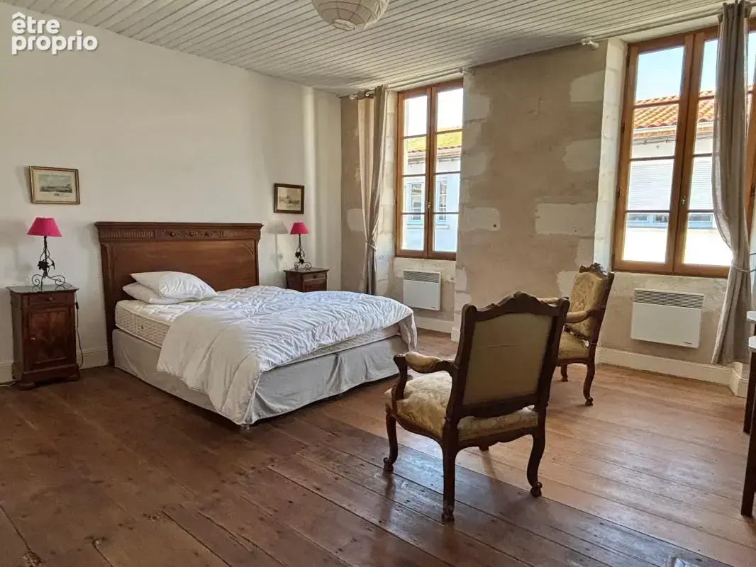 Maison de caractère exceptionnelle en plein cœur du centre-ville - photo 14