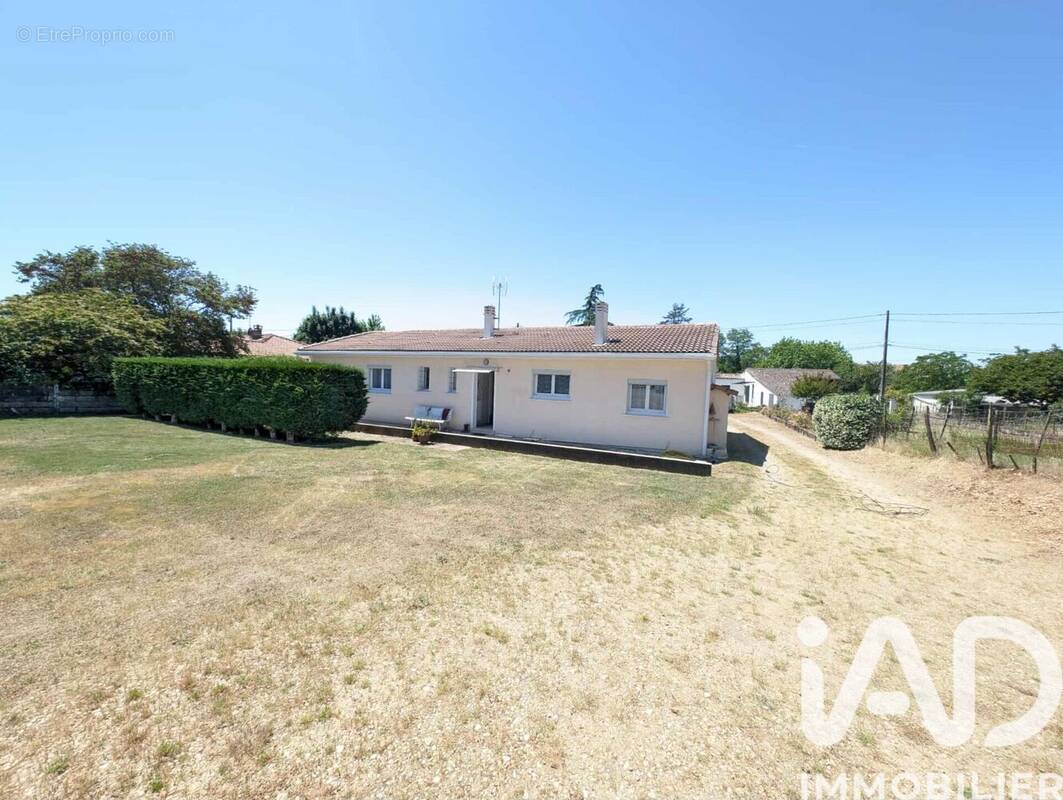 Photo 1 - Maison à COUTRAS