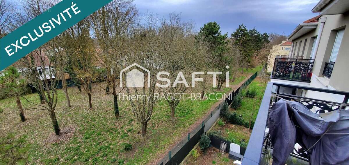 Photo 3 - Appartement à JOUY-LE-MOUTIER