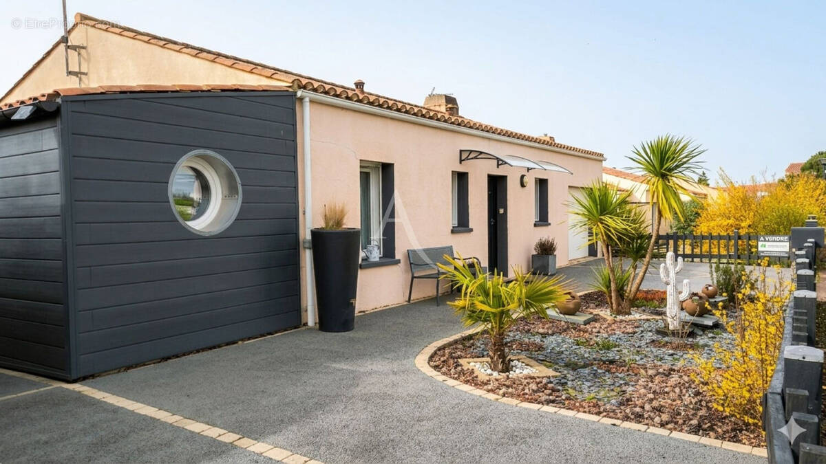 Maison à SAINT-MATHURIN