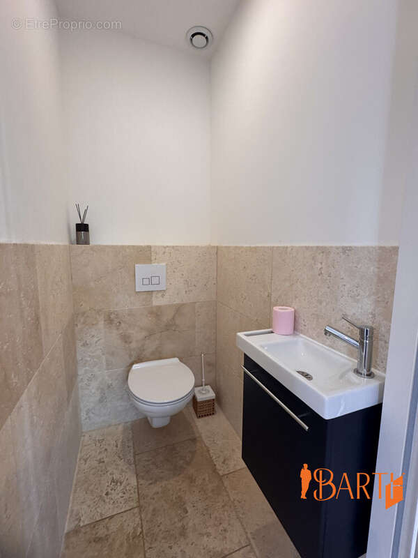 Maison à SAVIGNY-EN-SEPTAINE