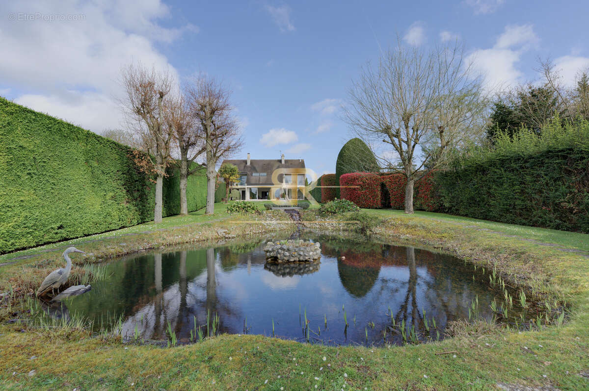 Maison à SANTENY