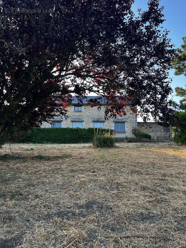 Maison à SAINT-JEAN-DE-SAUVES