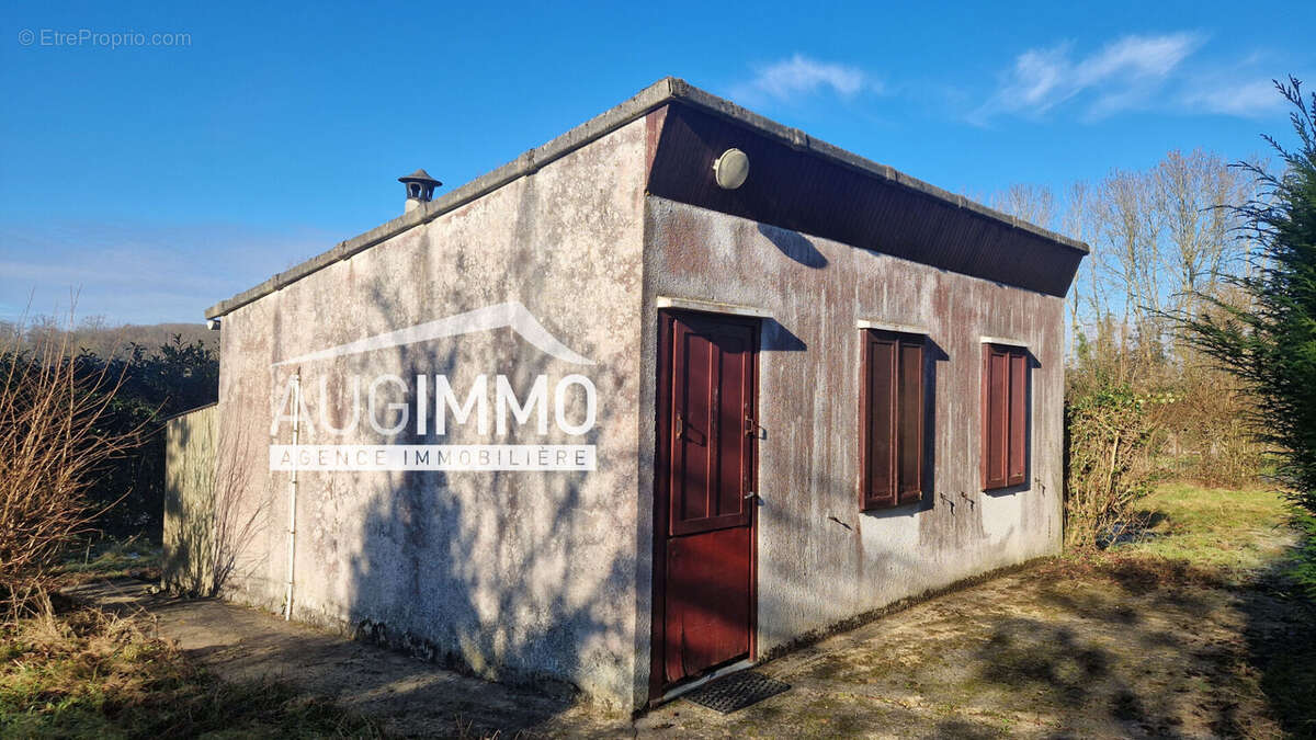 Maison à CORMEILLES